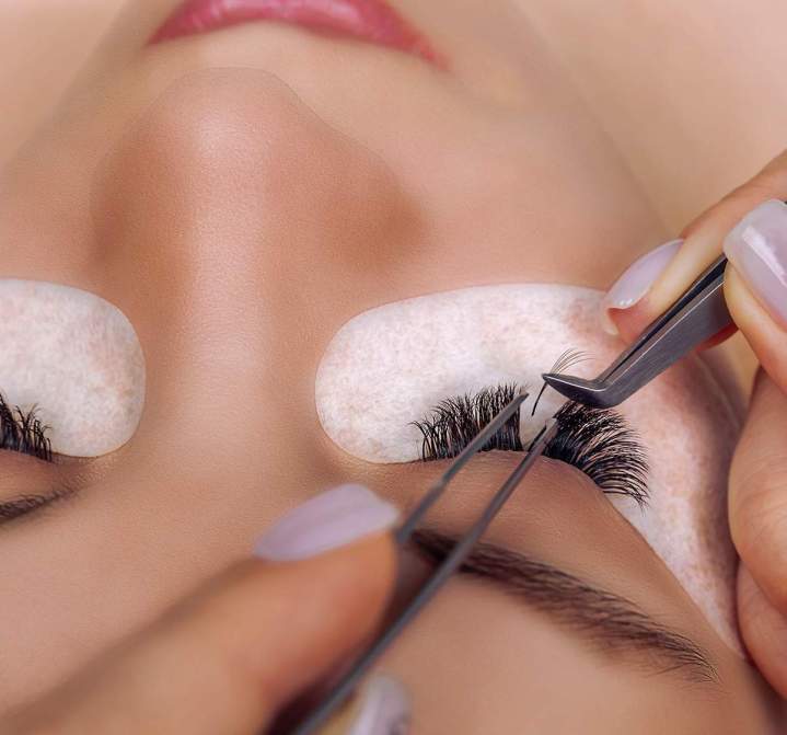 Des soins dédiés à embellir votre regard !