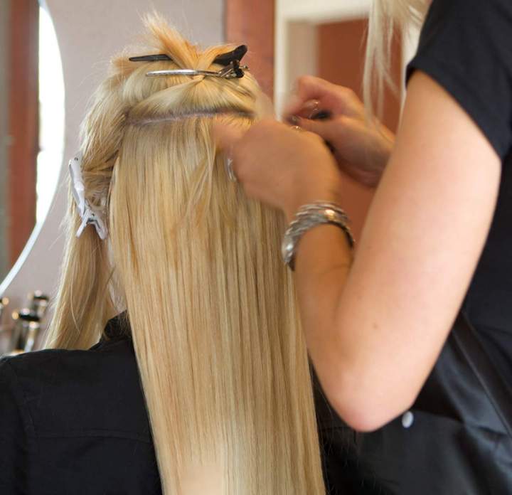 Des cheveux de rêve grâce à nos extensions capillaires
